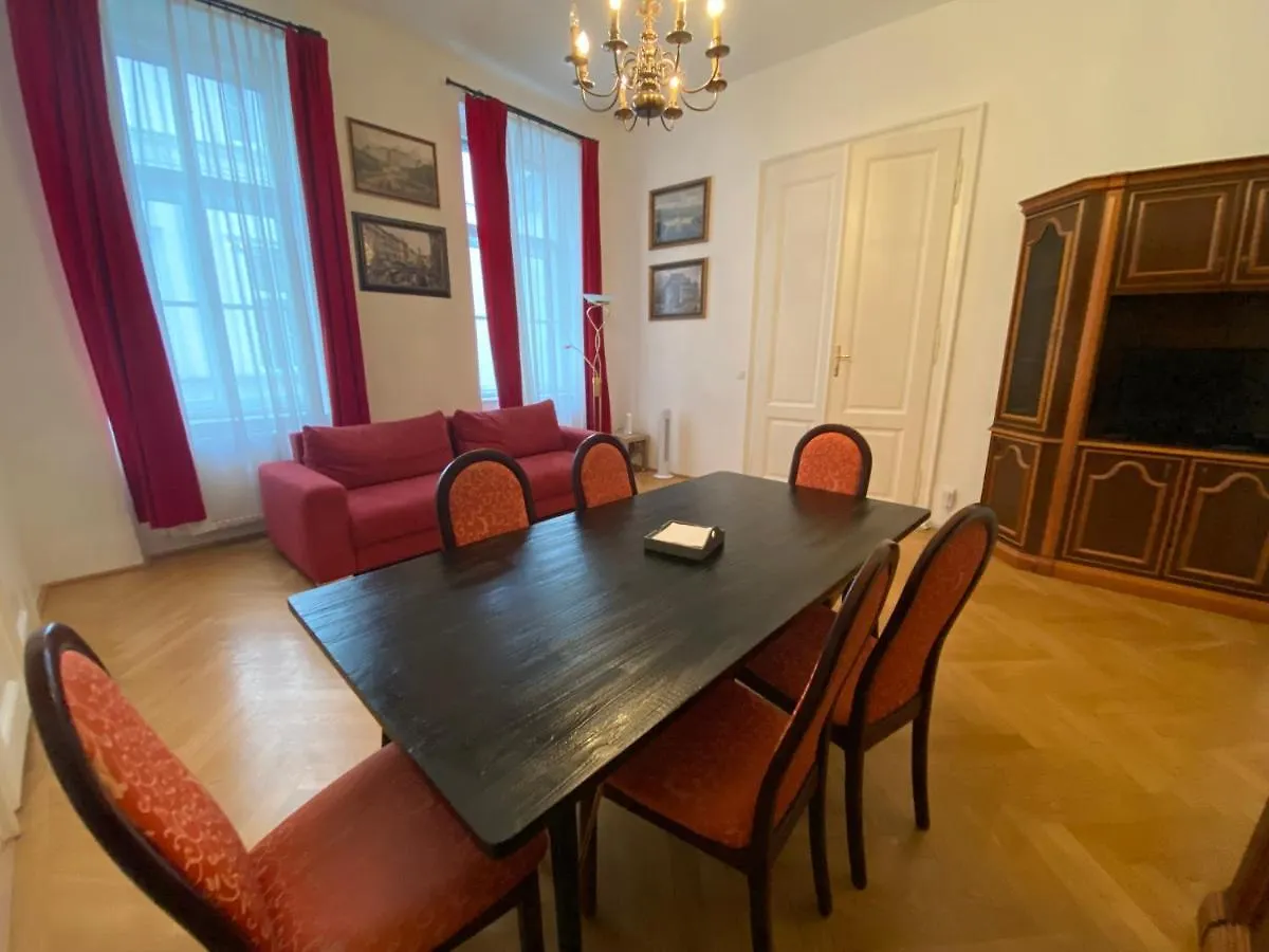 Apartments Opera Vienna