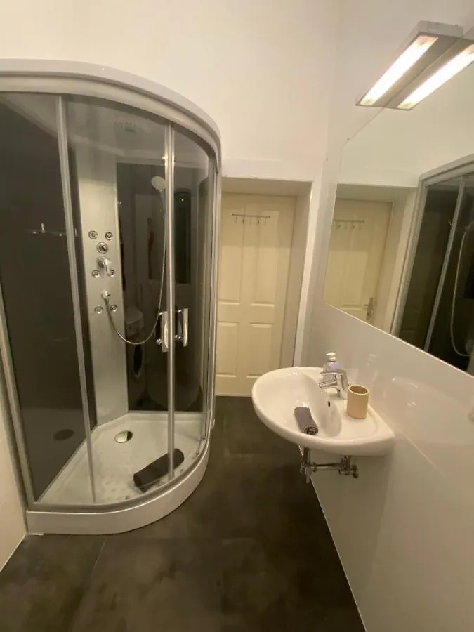 Apartments Opera Vienna 0*,  Austria