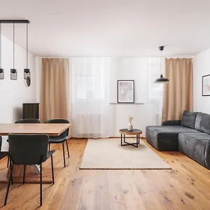 Urban Jungle Next To Pràter&old Town Appartamento