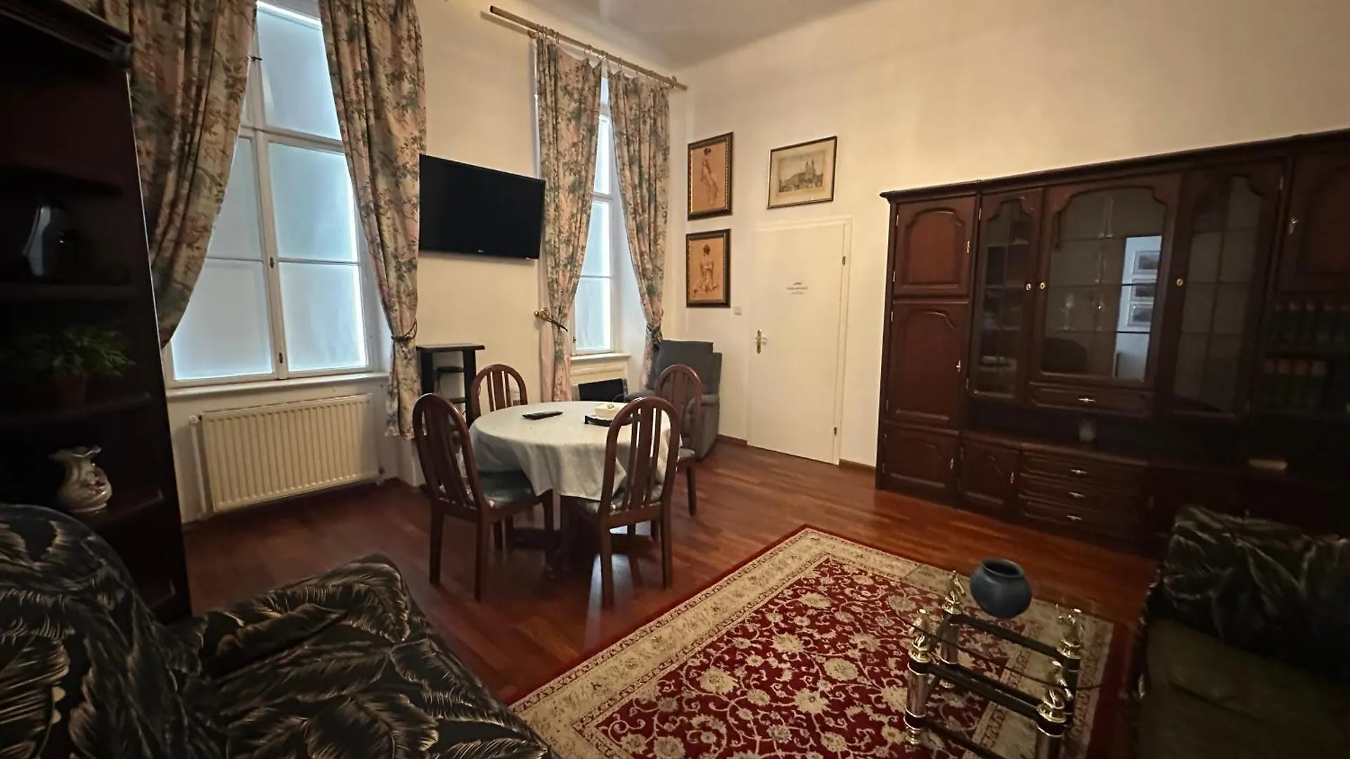 Apartments Opera Viena